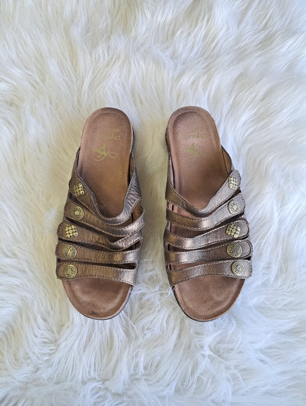 Dansko brn leather sandals